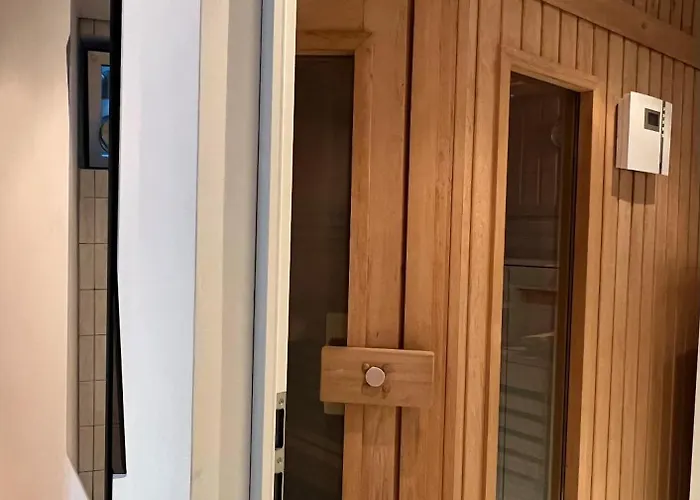 Bei Franka Mit Sauna פרייבורג